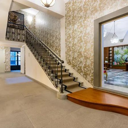 Pazzi Penthouse Luxury In By Palazzo Vitali *