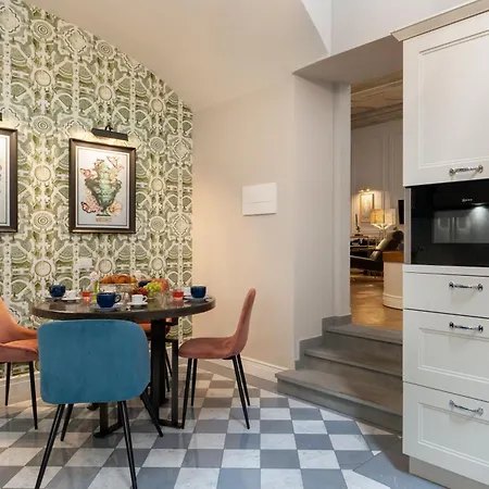 Pazzi Penthouse Luxury In By Palazzo Vitali Apartmán *