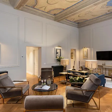 Appartamento Pazzi Penthouse Luxury In By Palazzo Vitali *